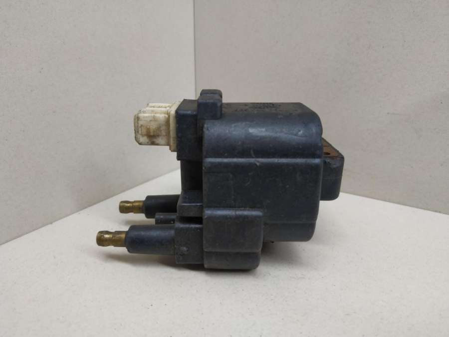 77008509992526111A Катушка зажигания Renault Safrane 1998г. | Фото № 3 77008509992526111A Катушка зажигания Renault Safrane 1998г. - Фото 3