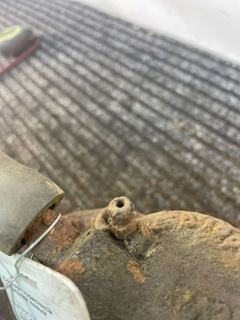 Суппорт передний левый Renault Clio 2 хэтчбек 2000г. | Фото № 4 Суппорт передний левый Renault Clio 2 хэтчбек 2000г. - Фото 4