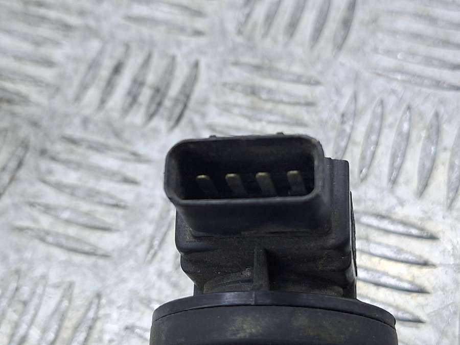 9008019021 Катушка зажигания  Toyota Yaris P1 0000г. | Фото № 3  9008019021 Катушка зажигания  Toyota Yaris P1 0000г. - Фото 3