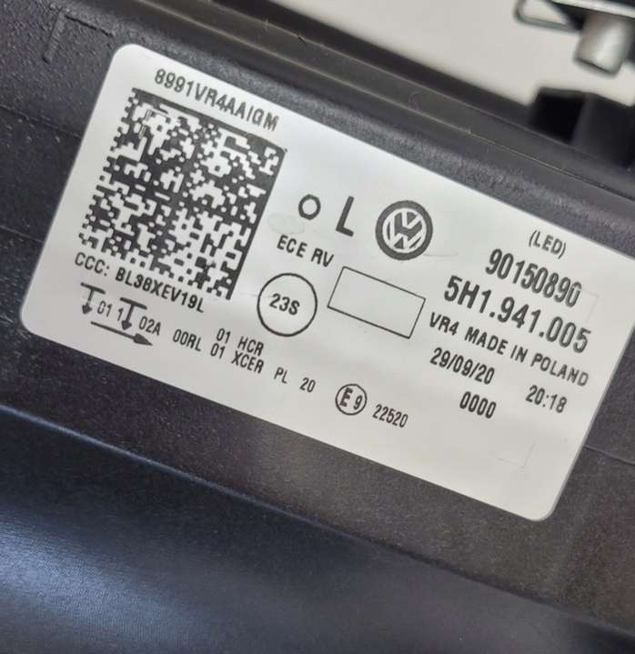5H194100590150890 Фара левая  Volkswagen Golf 8 поколение (2019-2024) 2019г. | Фото № 13  5H194100590150890 Фара левая  Volkswagen Golf 8 поколение (2019-2024) 2019г. - Фото 13