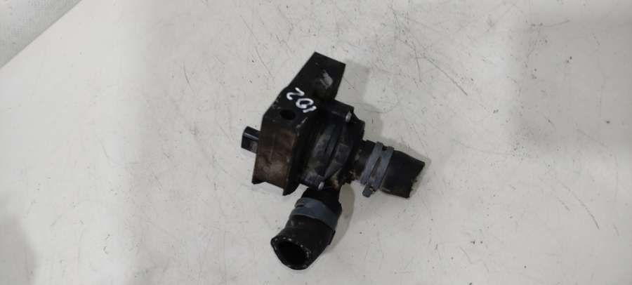 5Q0965567 Насос антифриза дополнительный Volkswagen Caddy 2016г. | Фото № 2 5Q0965567 Насос антифриза дополнительный Volkswagen Caddy 2016г. - Фото 2