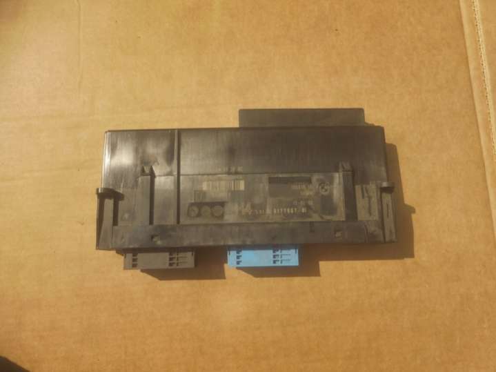 917798761359177987 Блок предохранителей  BMW 1 E87/E8/E82/E88 (2004-2007) 2004г. | Фото № 1  917798761359177987 Блок предохранителей  BMW 1 E87/E8/E82/E88 (2004-2007) 2004г. - Фото 1