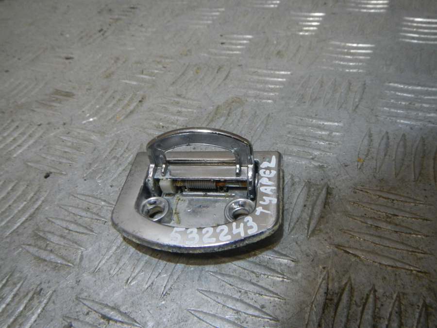 8E08642031J0864203D Крепеж (сопут.товар)  Volkswagen Touareg 0000г. | Фото № 2  8E08642031J0864203D Крепеж (сопут.товар)  Volkswagen Touareg 0000г. - Фото 2