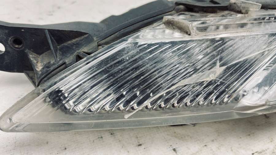 9822653980 Дневные ходовые огни левые Citroen C4 Picasso 2 2014г. | Фото № 5 9822653980 Дневные ходовые огни левые Citroen C4 Picasso 2 2014г. - Фото 5