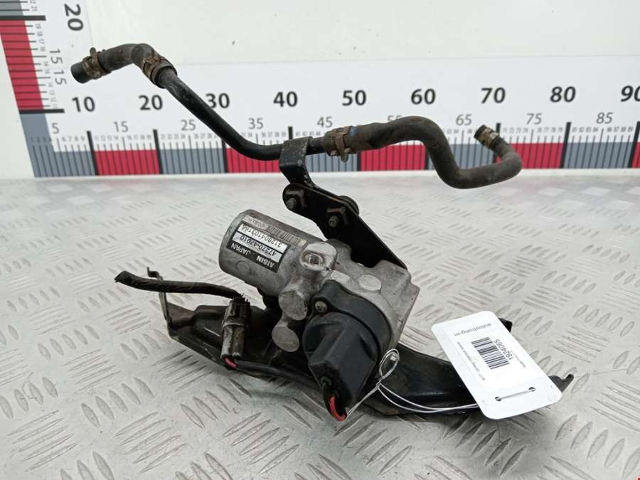 4727047010 Цилиндр тормозной главный Toyota Prius 2 (XW20) (2003-2009) Хетчбэк 5дв. 2008г. | Фото № 1 4727047010 Цилиндр тормозной главный Toyota Prius 2 (XW20) (2003-2009) Хетчбэк 5дв. 2008г. - Фото 1