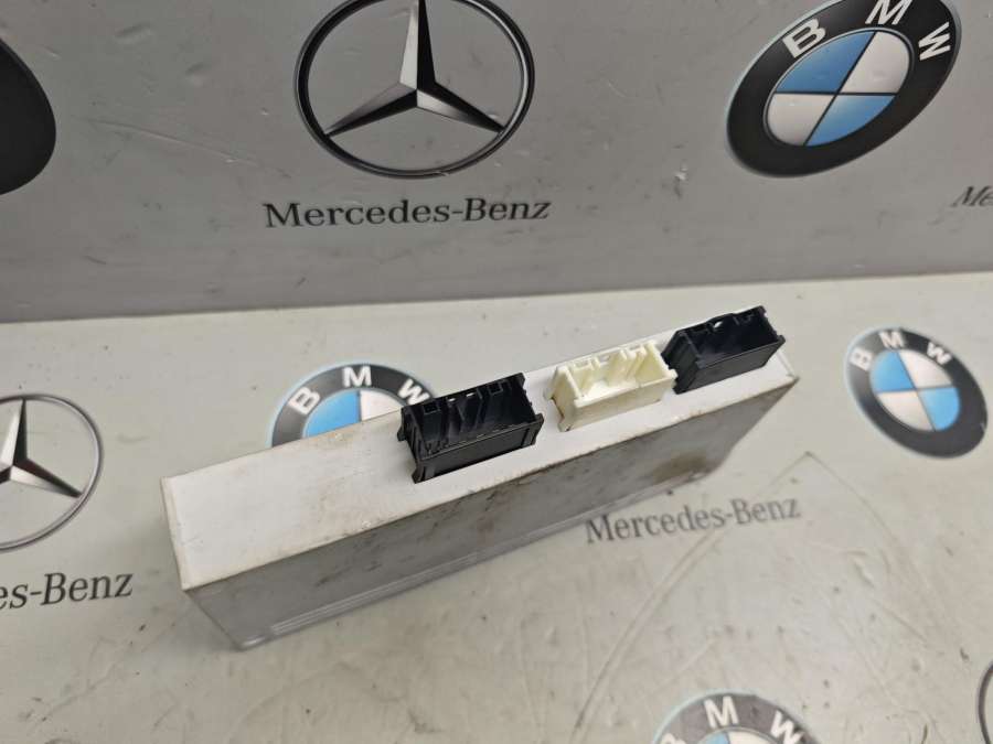 7388490 Блок управления крышкой багажника  BMW X5 F15 2016г. | Фото № 2  7388490 Блок управления крышкой багажника  BMW X5 F15 2016г. - Фото 2