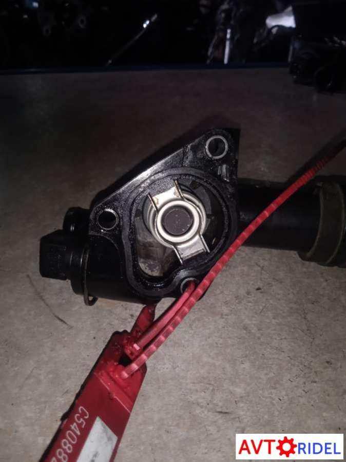 V702183C Корпус термостата Renault Clio 3 (2005 - 2012) 2009г. | Фото № 2 V702183C Корпус термостата Renault Clio 3 (2005 - 2012) 2009г. - Фото 2