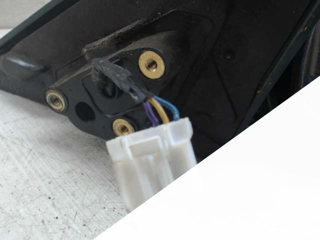 Зеркало боковое,право,перед Suzuki Baleno (1995 - 2002) Универсал 1998г. | Фото № 2 Зеркало боковое,право,перед Suzuki Baleno (1995 - 2002) Универсал 1998г. - Фото 2