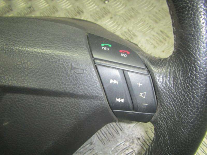 Руль  Volvo V70 2005г. | Фото № 6   Руль  Volvo V70 2005г. - Фото 6