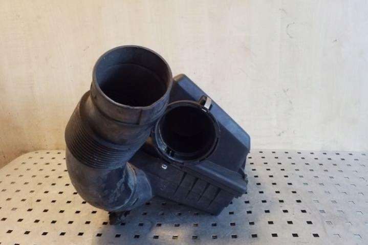 1438472 Корпус воздушного фильтра  BMW X5 E53 (1999-2003) 1999г. | Фото № 1  1438472 Корпус воздушного фильтра  BMW X5 E53 (1999-2003) 1999г. - Фото 1