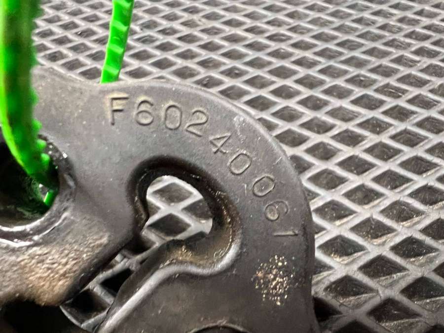 F60240061 Резинка глушителя  Mazda Premacy CP CP8W 2000г. | Фото № 5  F60240061 Резинка глушителя  Mazda Premacy CP CP8W 2000г. - Фото 5