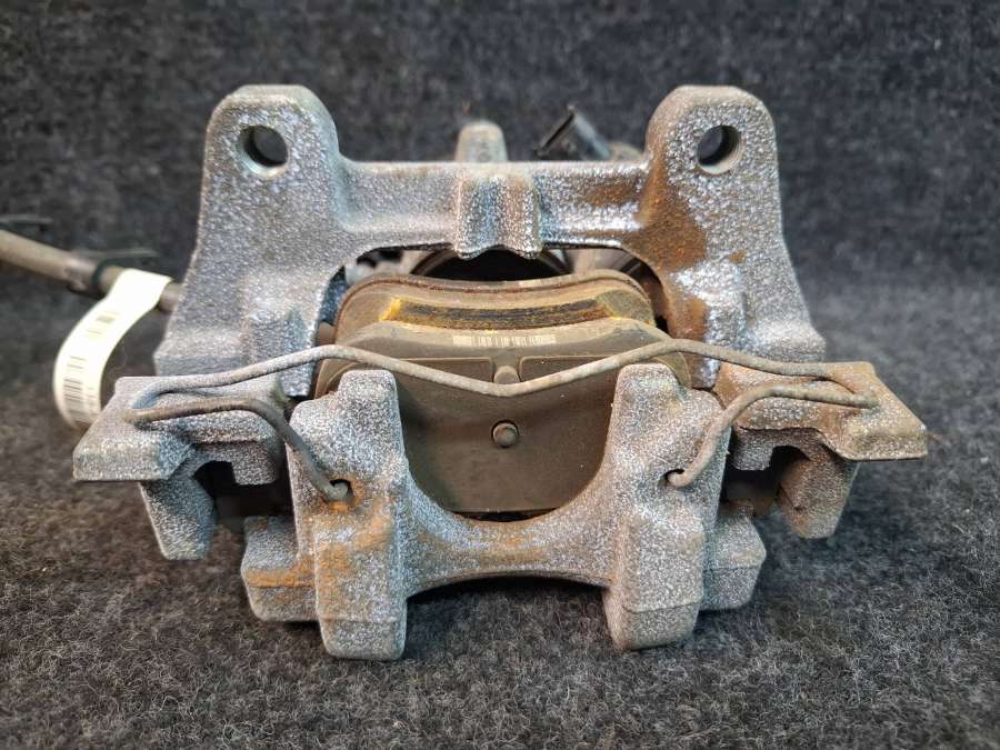 KG9C2D250C Суппорт тормозной задний правый  Ford Edge внедорожник 5 дв. 2020г. | Фото № 4  KG9C2D250C Суппорт тормозной задний правый  Ford Edge внедорожник 5 дв. 2020г. - Фото 4