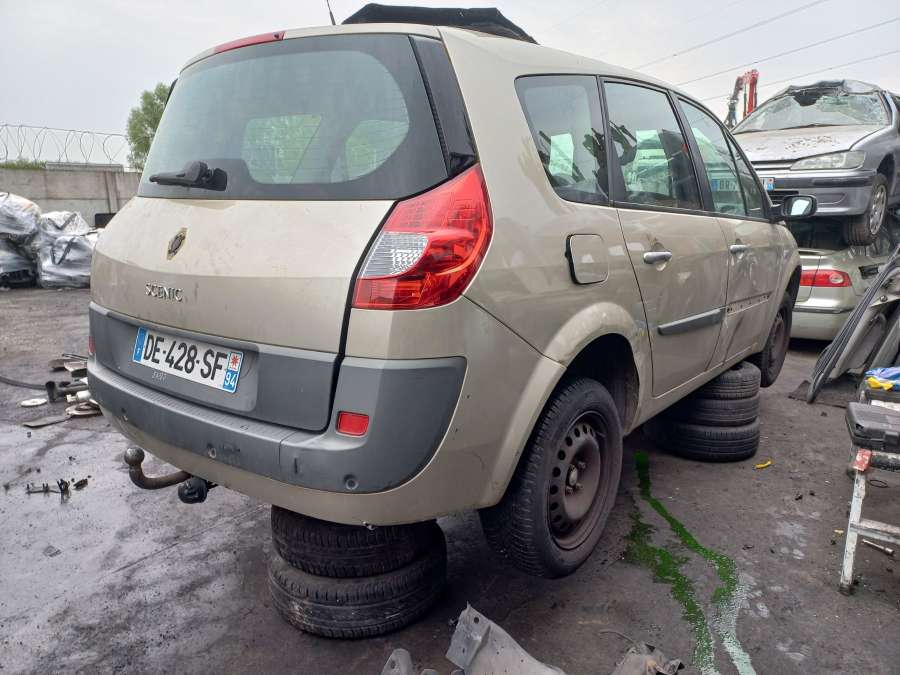 8200618102 Патрубок интеркулера Renault Scenic 2 (2003-2009) Минивэн 2007г. | Фото № 14 8200618102 Патрубок интеркулера Renault Scenic 2 (2003-2009) Минивэн 2007г. - Фото 14
