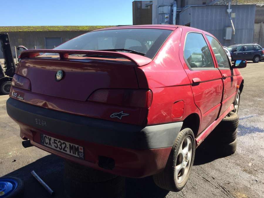 Замок крышки багажника Alfa Romeo 146 (930B) (1994-2001) Хетчбэк 5дв. 1998г. | Фото № 8 Замок крышки багажника Alfa Romeo 146 (930B) (1994-2001) Хетчбэк 5дв. 1998г. - Фото 8