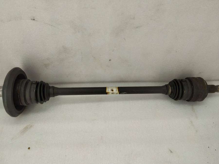 A2053509221 Полуось задняя (приводной вал, ШРУС) Mercedes C W205 2016г. | Фото № 1 A2053509221 Полуось задняя (приводной вал, ШРУС) Mercedes C W205 2016г. - Фото 1