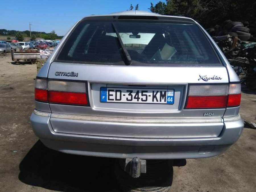 962077298 Лючок бензобака Citroen Xantia (1992-2002) Универсал 2000г. | Фото № 6 962077298 Лючок бензобака Citroen Xantia (1992-2002) Универсал 2000г. - Фото 6