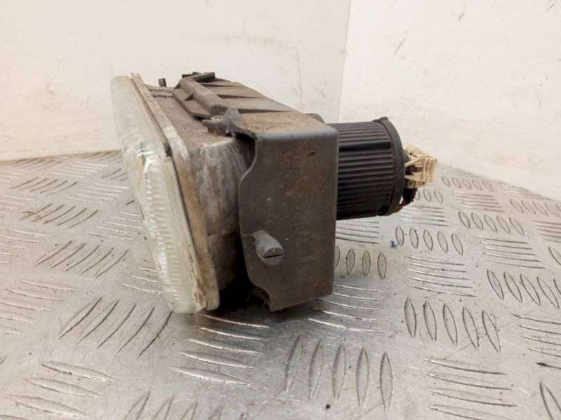 138455-00 Фара противотуманная левая BMW M3 E36 1998г. | Фото № 2 138455-00 Фара противотуманная левая BMW M3 E36 1998г. - Фото 2