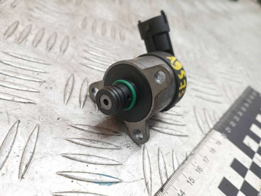 09284006071465ZS0001FZB1470FEFZB1470LEFZB1470LWFZB1470LZFZB1470MT Датчик давления топлива  Peugeot 5008 2011г. | Фото № 2  09284006071465ZS0001FZB1470FEFZB1470LEFZB1470LWFZB1470LZFZB1470MT Датчик давления топлива  Peugeot 5008 2011г. - Фото 2