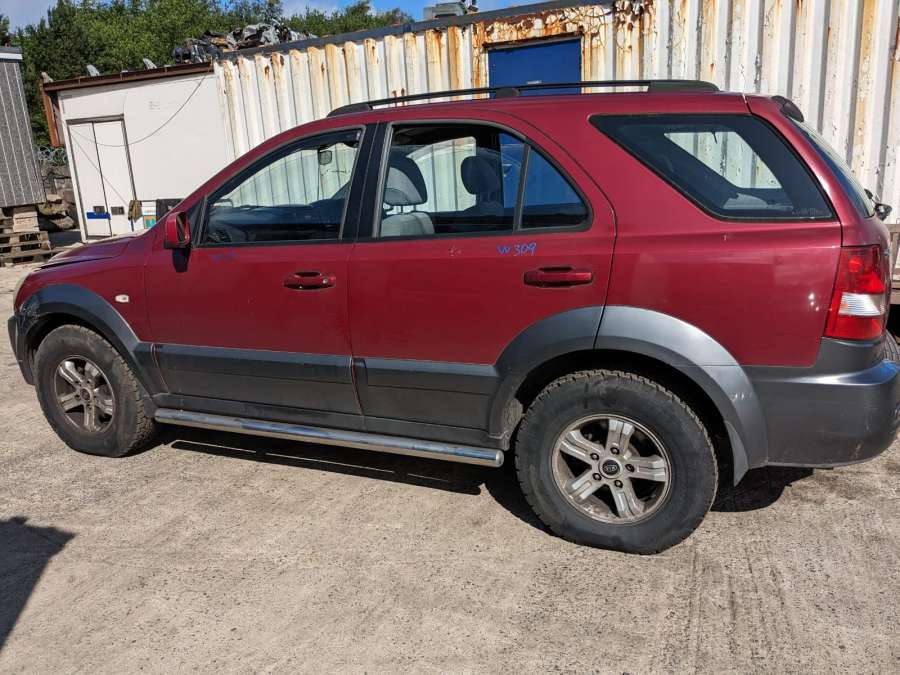 Суппорт передний правый Kia Sorento 1 (BL) (2002-2011) Внедорожник 5дв. 2004г. | Фото № 12 Суппорт передний правый Kia Sorento 1 (BL) (2002-2011) Внедорожник 5дв. 2004г. - Фото 12