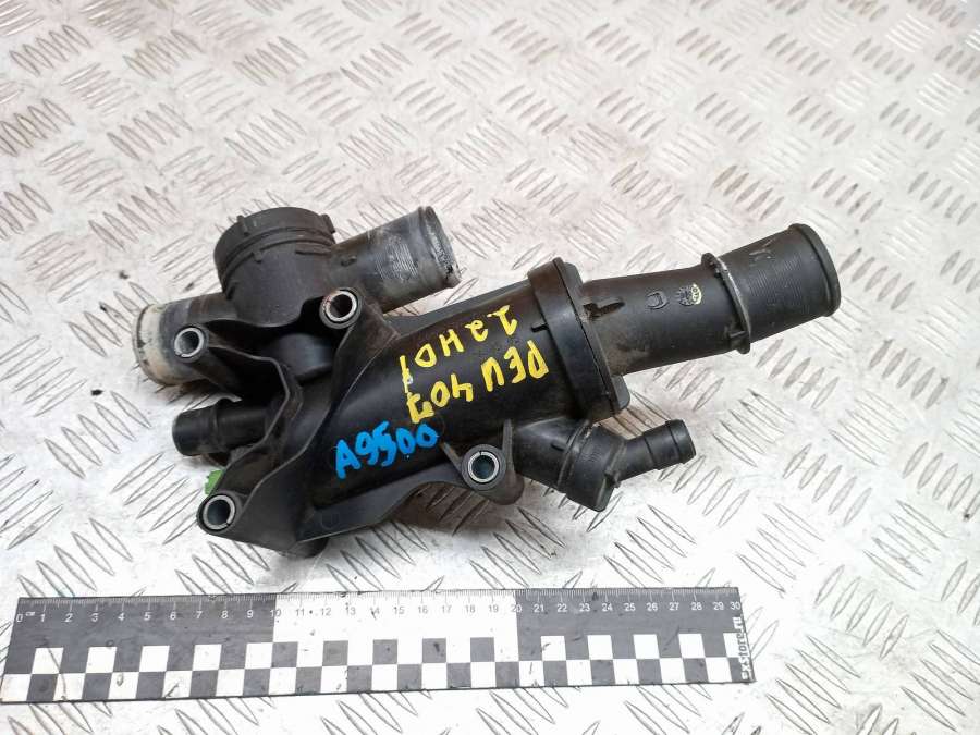 96554141809656182980 Корпус термостата  Peugeot 407 2005г. | Фото № 1  96554141809656182980 Корпус термостата  Peugeot 407 2005г. - Фото 1