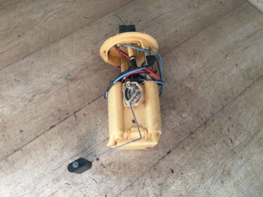 Колба в бак Peugeot Partner 1 2005г. | Фото № 2 Колба в бак Peugeot Partner 1 2005г. - Фото 2