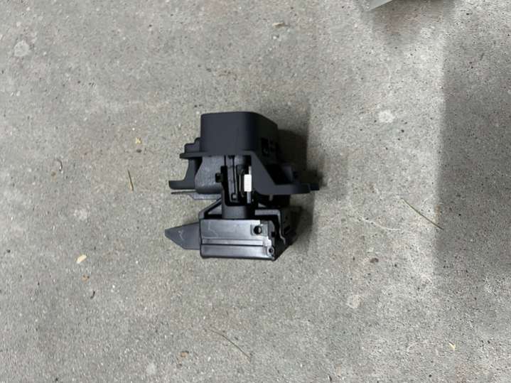 Volvos60II2 Замок зажигания Volvo S60 2 поколение (2010-2013) 2010г. | Фото № 3 Volvos60II2 Замок зажигания Volvo S60 2 поколение (2010-2013) 2010г. - Фото 3