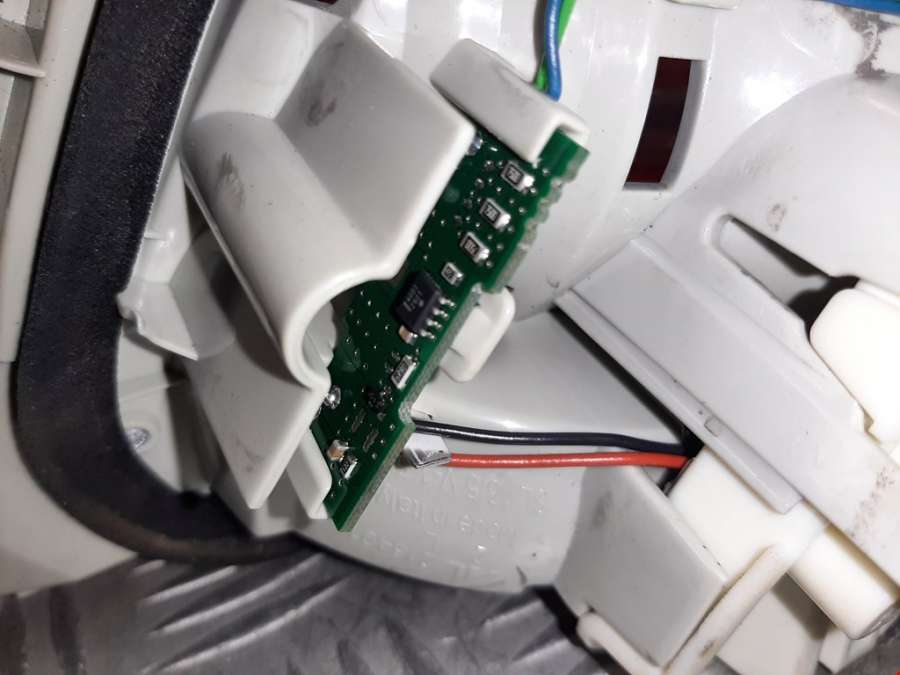 7154155 Фонарь крышки багажника левый BMW 3-Series (E90/E91/E92/E93) (2004-2013) Седан 2009г. | Фото № 6 7154155 Фонарь крышки багажника левый BMW 3-Series (E90/E91/E92/E93) (2004-2013) Седан 2009г. - Фото 6