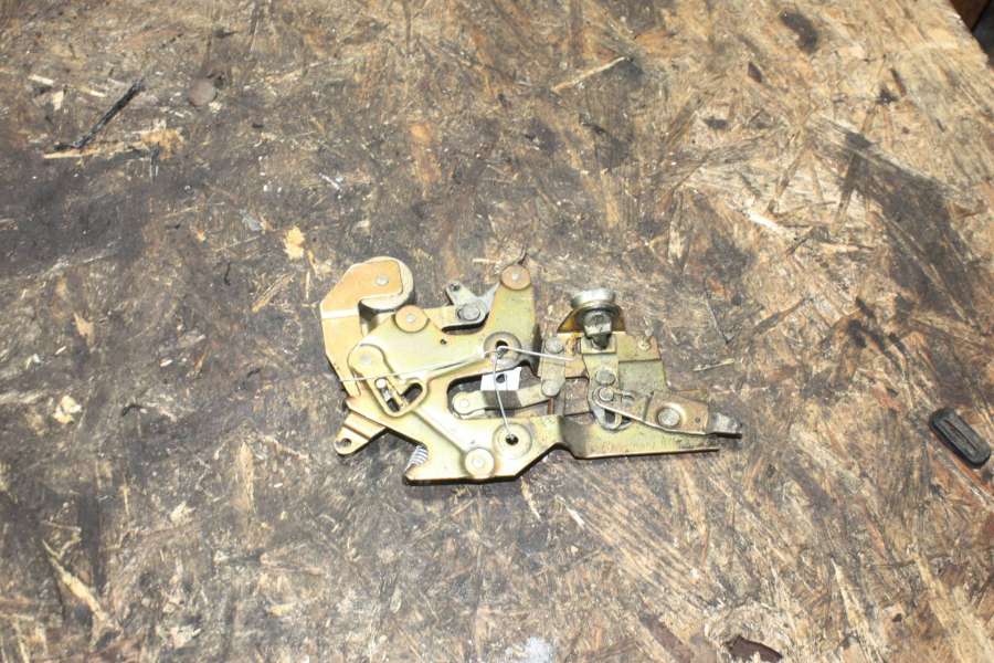 701843654C Механизм сдвижной двери правой Volkswagen Transporter 1998г. | Фото № 2 701843654C Механизм сдвижной двери правой Volkswagen Transporter 1998г. - Фото 2