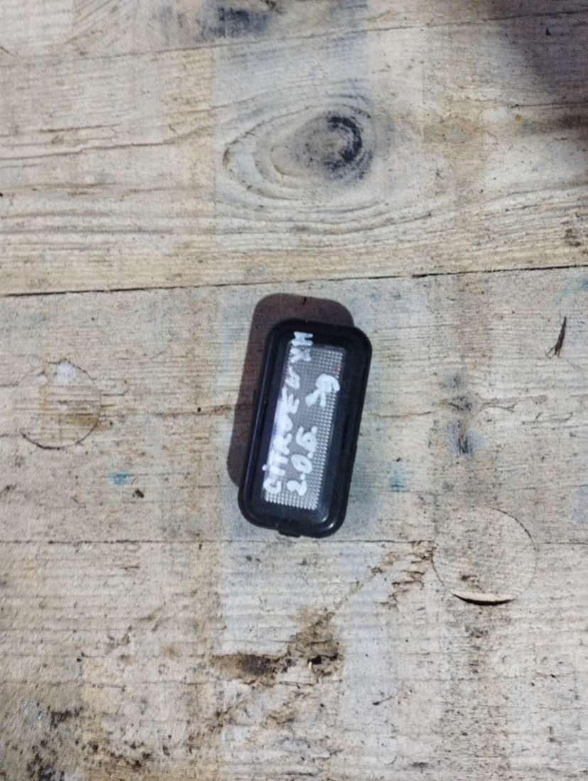 Повторитель передний правый Citroen XM 2 1998г. | Фото № 1 Повторитель передний правый Citroen XM 2 1998г. - Фото 1