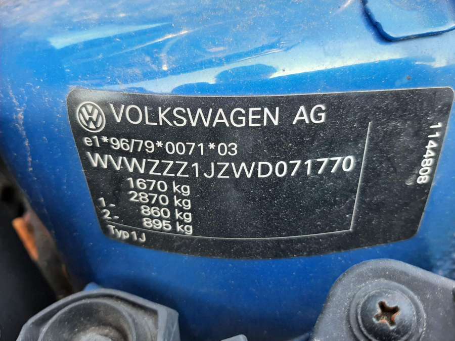 Моторчик стеклоподъемника  Volkswagen Golf 4 (1997-2004) Хетчбэк 5дв. 1998г. | Фото № 12   Моторчик стеклоподъемника  Volkswagen Golf 4 (1997-2004) Хетчбэк 5дв. 1998г. - Фото 12