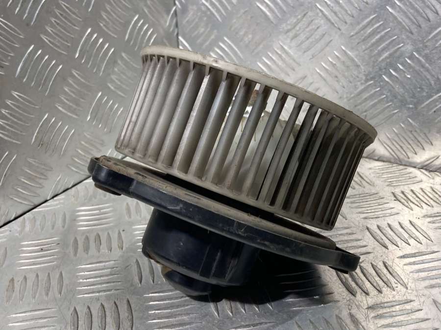 Моторчик печки Mitsubishi Galant 8 1999г. | Фото № 6 Моторчик печки Mitsubishi Galant 8 1999г. - Фото 6