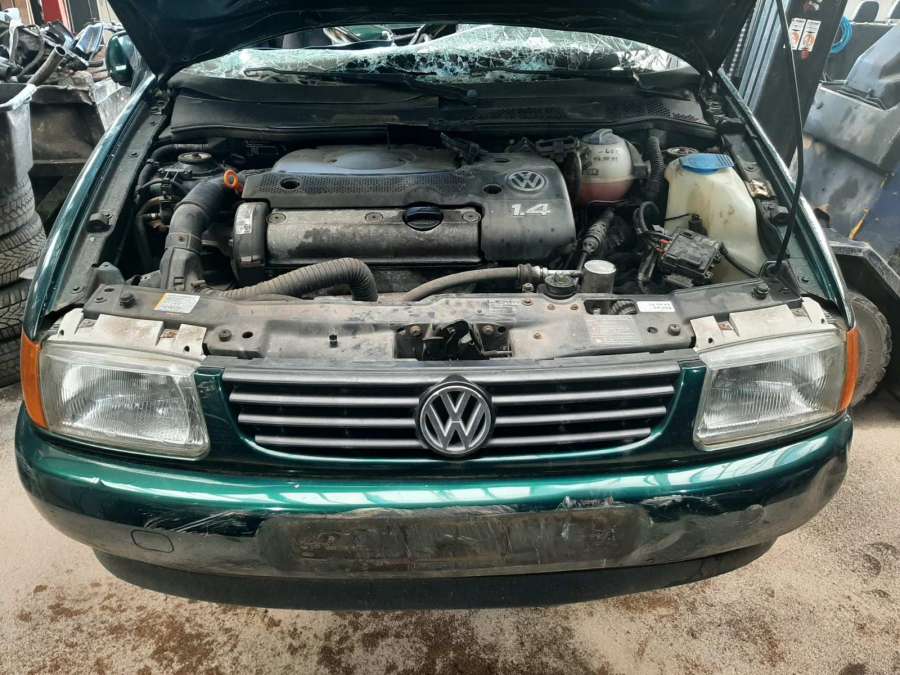 Замок капота Volkswagen Polo 3 (1994-2002) Хетчбэк 5дв. 1999г. | Фото № 9 Замок капота Volkswagen Polo 3 (1994-2002) Хетчбэк 5дв. 1999г. - Фото 9