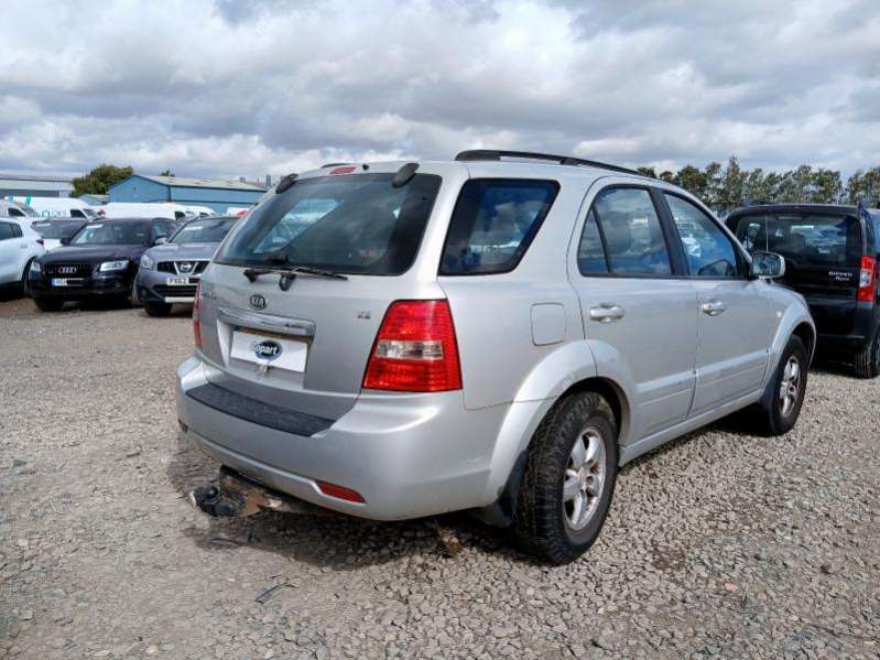 Ключ колесный  KIA SORENTO 1 0000г. | Фото № 3   Ключ колесный  KIA SORENTO 1 0000г. - Фото 3