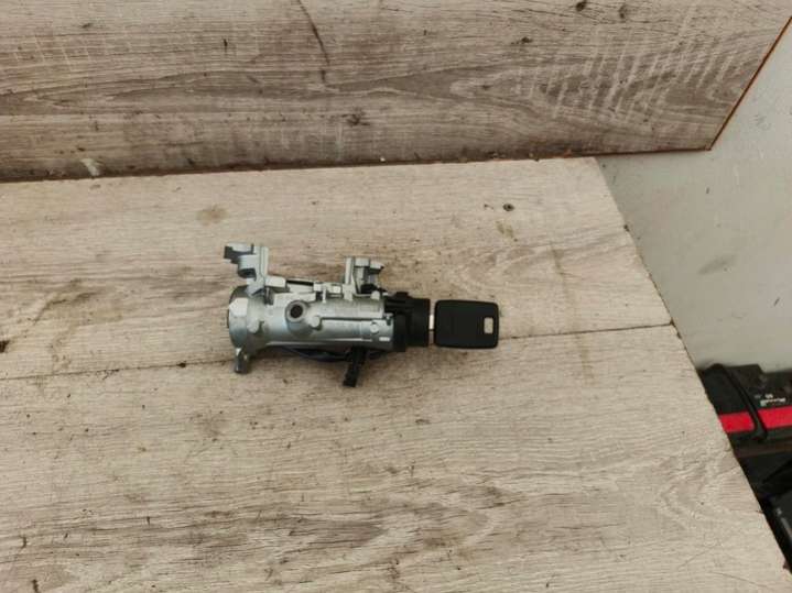 1K0905851B1K0905865A Замок зажигания  Audi A3 8P (2003-2005) 2003г. | Фото № 1  1K0905851B1K0905865A Замок зажигания  Audi A3 8P (2003-2005) 2003г. - Фото 1