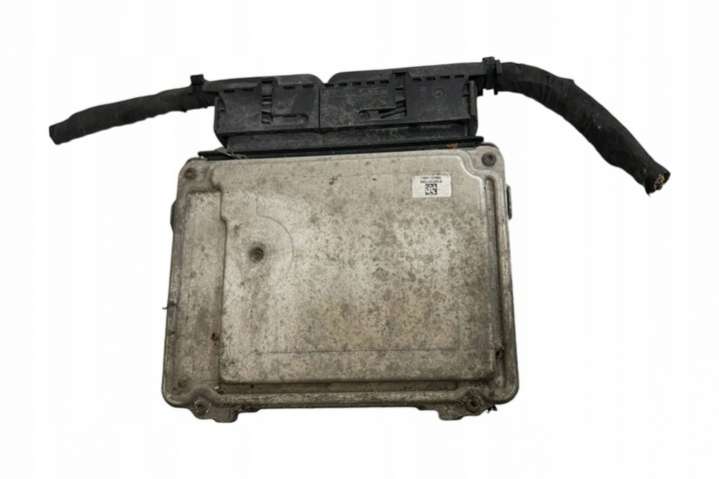 03G906021NK Блок управления двигателем Volkswagen Passat B6 (2005-2010) 2005г. | Фото № 4 03G906021NK Блок управления двигателем Volkswagen Passat B6 (2005-2010) 2005г. - Фото 4