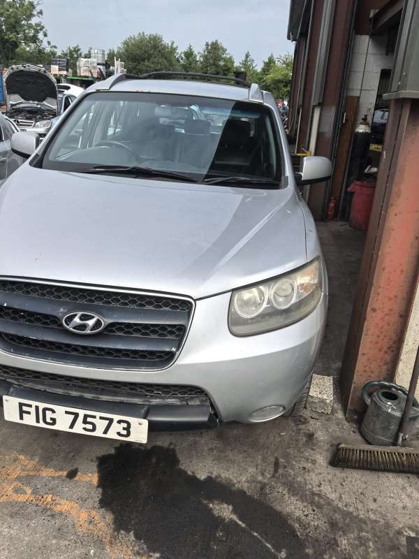 Вентилятор радиатора HYUNDAI SANTA FE 2 2006г. | Фото № 3 Вентилятор радиатора HYUNDAI SANTA FE 2 2006г. - Фото 3