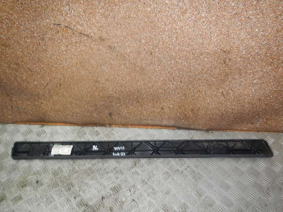 4L0861487H9AM Обшивка багажника  Audi Q7 0000г. | Фото № 2  4L0861487H9AM Обшивка багажника  Audi Q7 0000г. - Фото 2