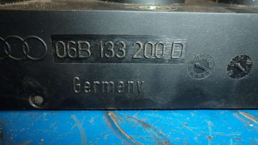 06B133200D Коллектор впускной Audi A6 C5/4B 2003г. | Фото № 4 06B133200D Коллектор впускной Audi A6 C5/4B 2003г. - Фото 4