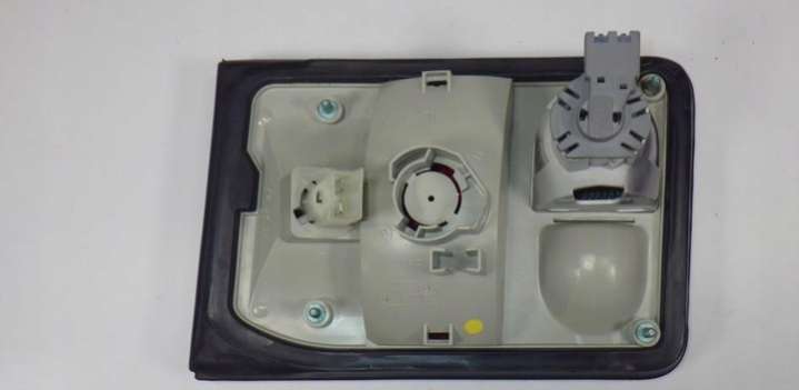 4D0945093F Фонарь задний левый Audi S8 D2 (1996-2002) 1996г. | Фото № 5 4D0945093F Фонарь задний левый Audi S8 D2 (1996-2002) 1996г. - Фото 5