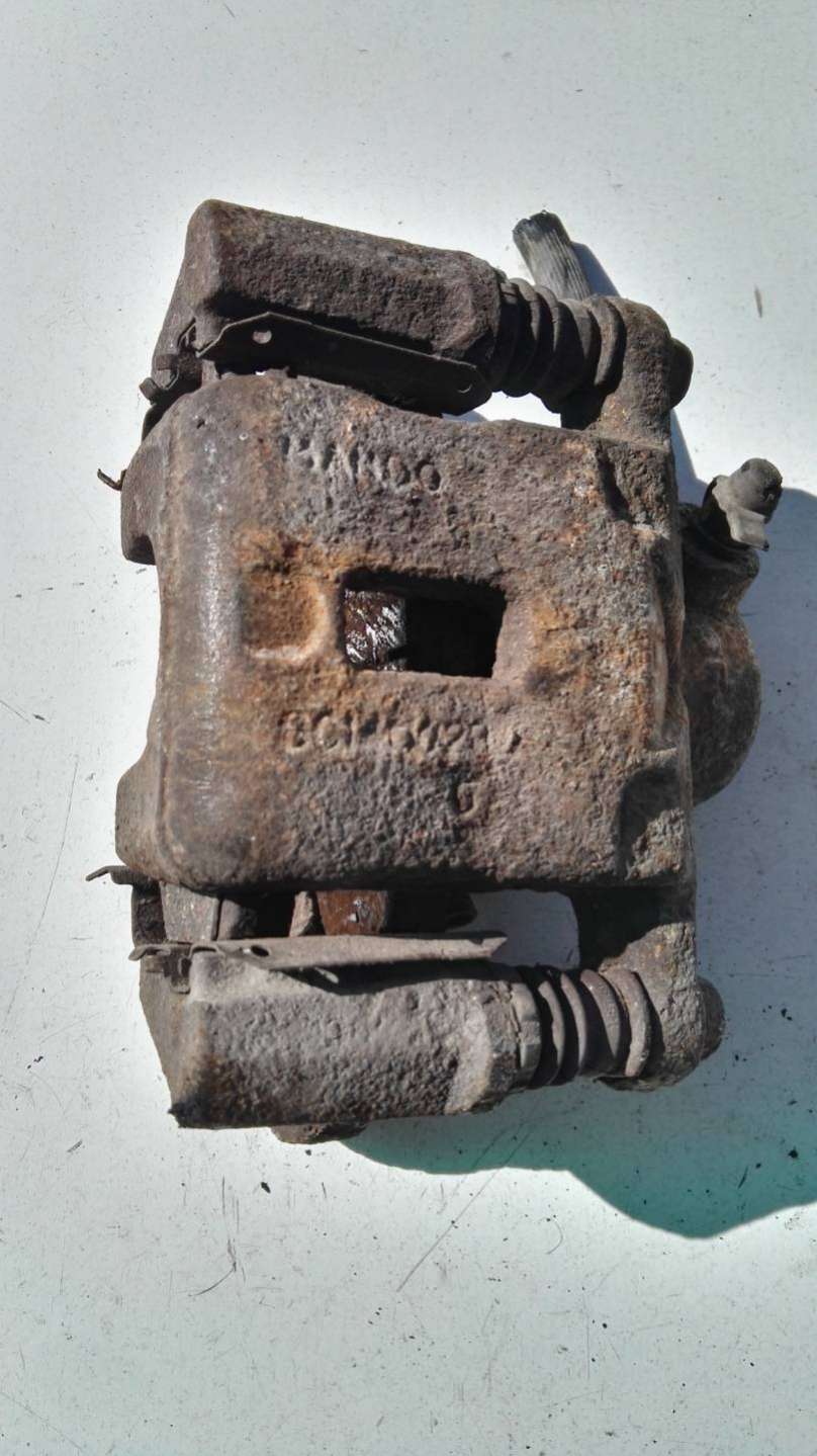 Суппорт тормозной задний левый Kia Joice 2000г. | Фото № 1 Суппорт тормозной задний левый Kia Joice 2000г. - Фото 1