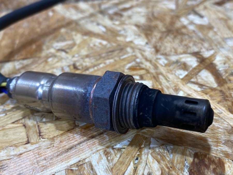 04L906262A Лямбда-зонд  Volkswagen Volkswagen Passat B8 2016 0000г. | Фото № 2  04L906262A Лямбда-зонд  Volkswagen Volkswagen Passat B8 2016 0000г. - Фото 2