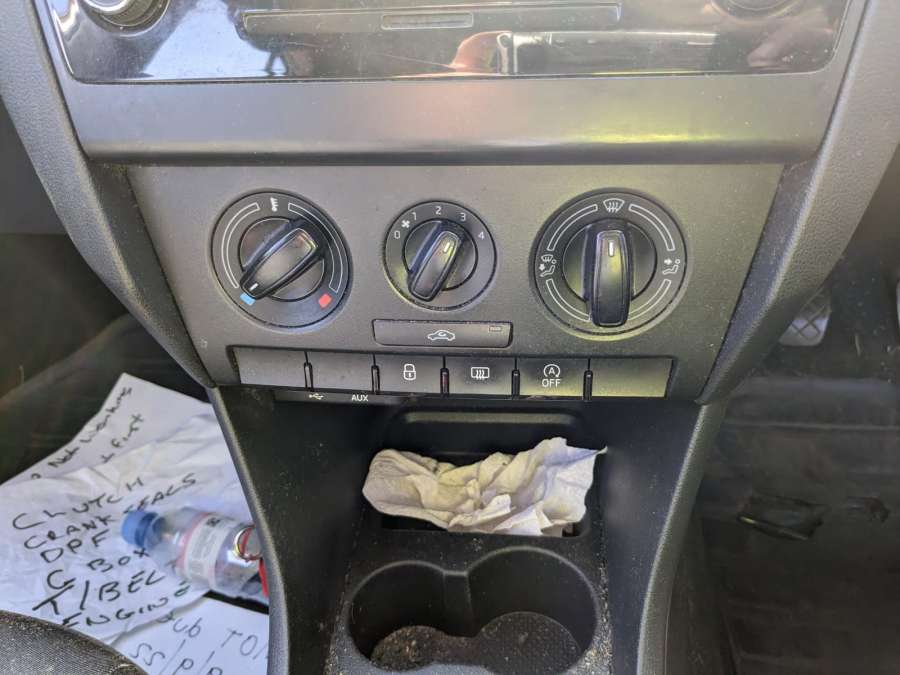 Суппорт передний левый Skoda Rapid (2012-2020) Хетчбэк 5дв. 2015г. | Фото № 9 Суппорт передний левый Skoda Rapid (2012-2020) Хетчбэк 5дв. 2015г. - Фото 9