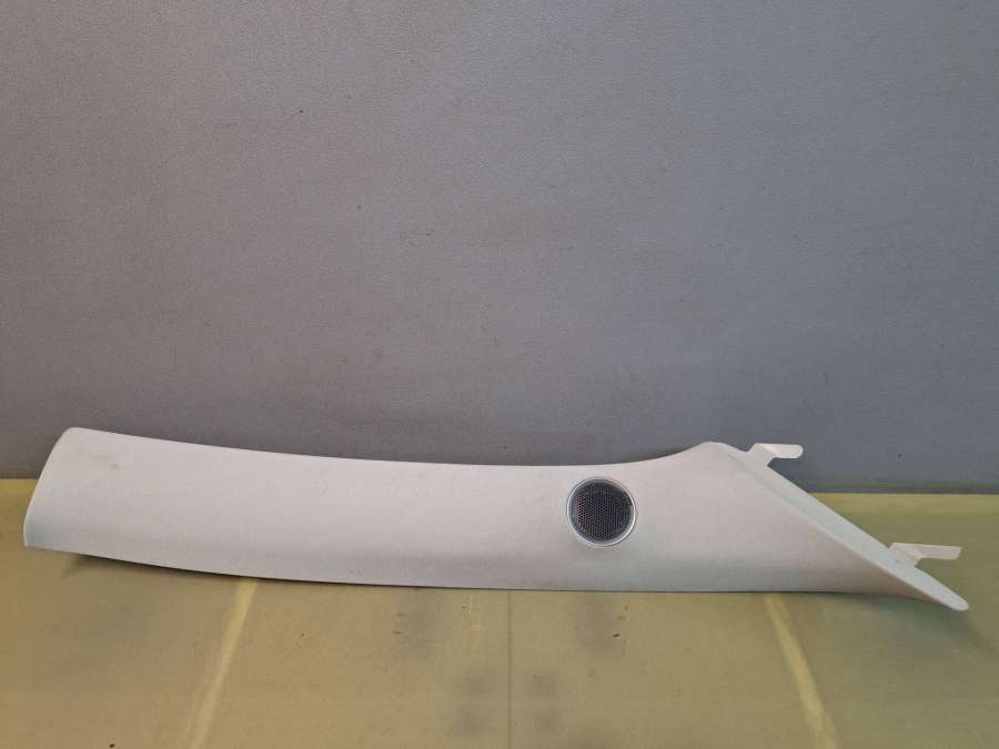 Обшивка стойки передней передняя правая  Mazda CX-5 внедорожник 5 дв. 2018г. | Фото № 1   Обшивка стойки передней передняя правая  Mazda CX-5 внедорожник 5 дв. 2018г. - Фото 1