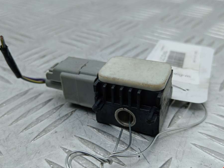 3M5T-14B342-AB Датчик удара Ford Mondeo 4 (2006-2014) Хетчбэк 5дв. 2010г. | Фото № 1 3M5T-14B342-AB Датчик удара Ford Mondeo 4 (2006-2014) Хетчбэк 5дв. 2010г. - Фото 1