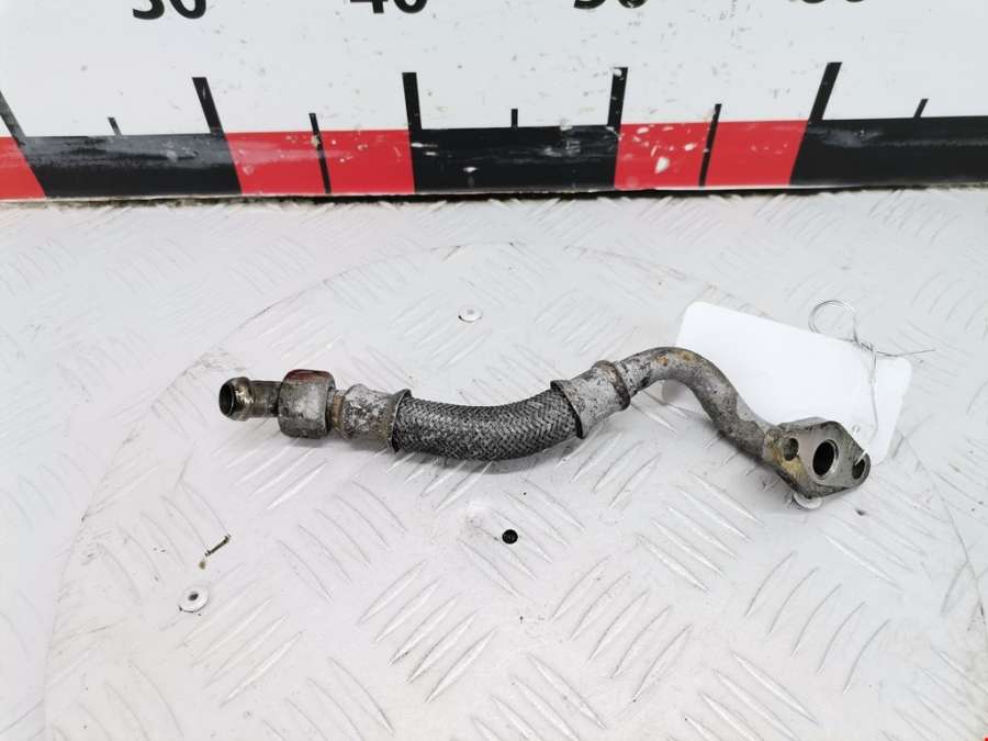 Трубка турбины Volkswagen Passat 5 GP (2000-2005) Универсал 2001г. | Фото № 3 Трубка турбины Volkswagen Passat 5 GP (2000-2005) Универсал 2001г. - Фото 3