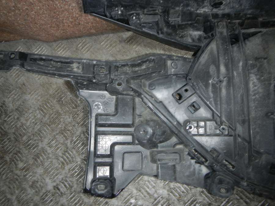 KB8C50719 Решетка радиатора Mazda Cx-5 0000г. | Фото № 7 KB8C50719 Решетка радиатора Mazda Cx-5 0000г. - Фото 7