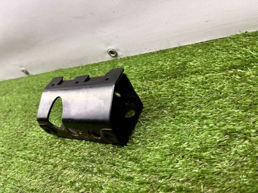 4F9863254B Кронштейн (крепление) Audi A6 C6 (S6,RS6) 2007г. | Фото № 5 4F9863254B Кронштейн (крепление) Audi A6 C6 (S6,RS6) 2007г. - Фото 5