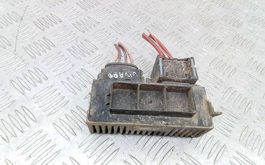 8200558438 Реле накала свечей Opel Vivaro 2012г. | Фото № 4 8200558438 Реле накала свечей Opel Vivaro 2012г. - Фото 4