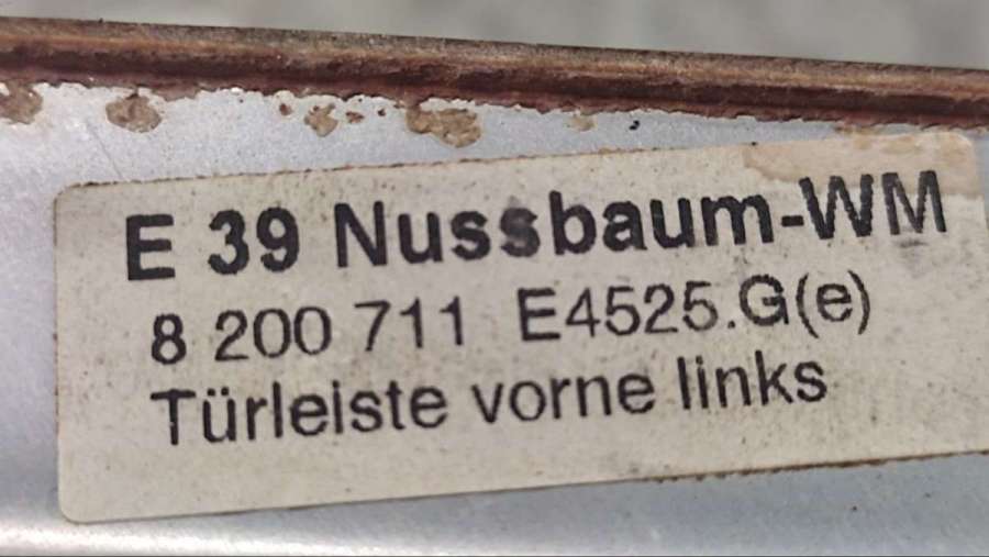 8200711 Накладка на ручку двери  BMW 5 E39 Универсал 1998г. | Фото № 4  8200711 Накладка на ручку двери  BMW 5 E39 Универсал 1998г. - Фото 4