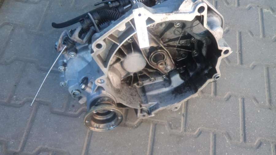 GRY КПП механическая (МКПП) Volkswagen Golf 5 поколение 2005г. | Фото № 3 GRY КПП механическая (МКПП) Volkswagen Golf 5 поколение 2005г. - Фото 3